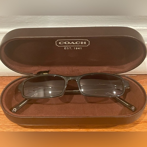 (Authentic) Black Coach Sunglasses - Picture 2 of 5